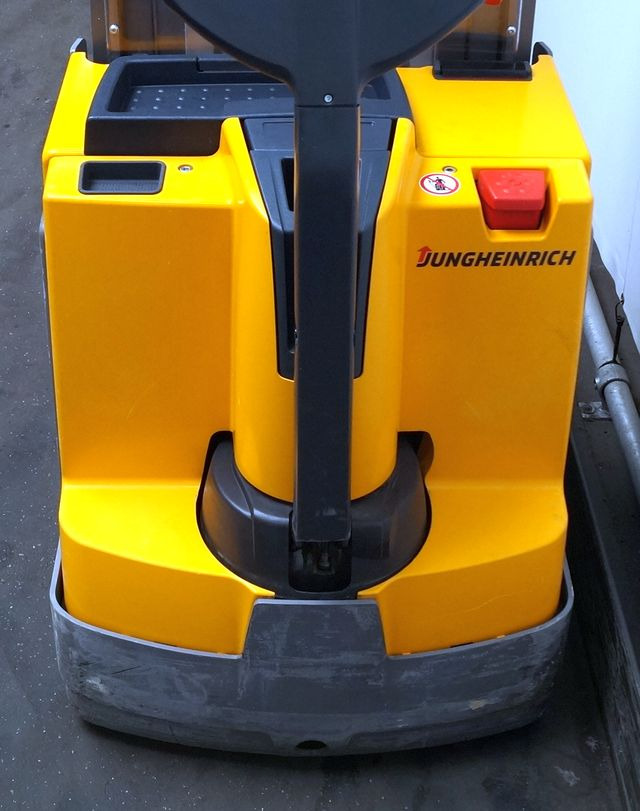 Gerbeur Jungheinrich EJD220