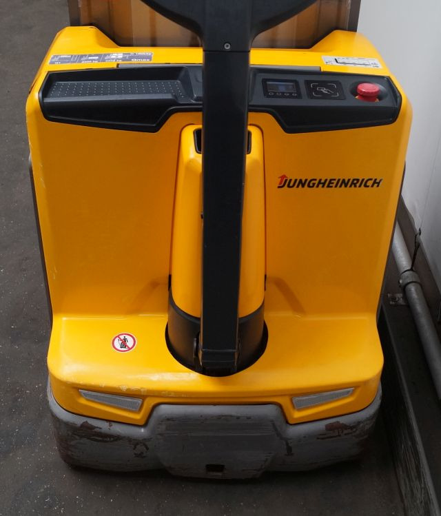 Gerbeur Jungheinrich EJD222