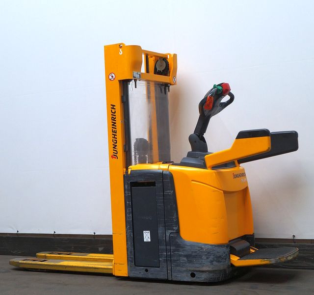 Gerbeur Jungheinrich ERC214z
