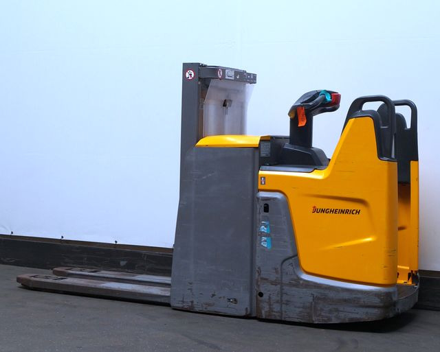 Gerbeur Jungheinrich ERD220