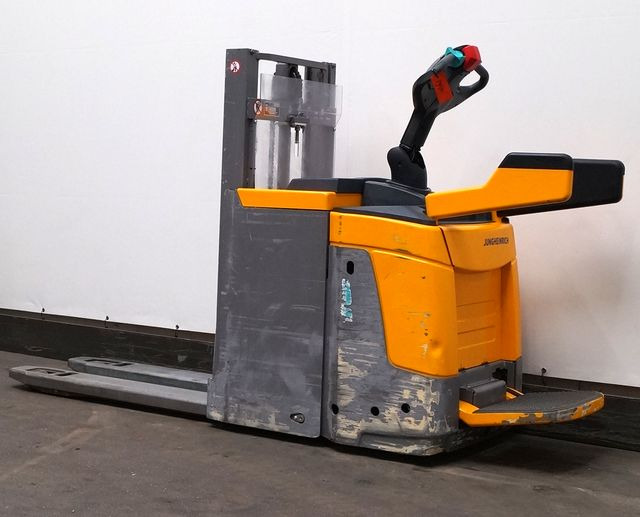 Gerbeur Jungheinrich ERD220