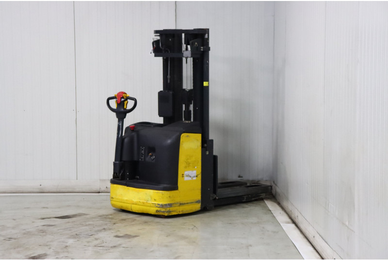 Gerbeur Komatsu CNI 14