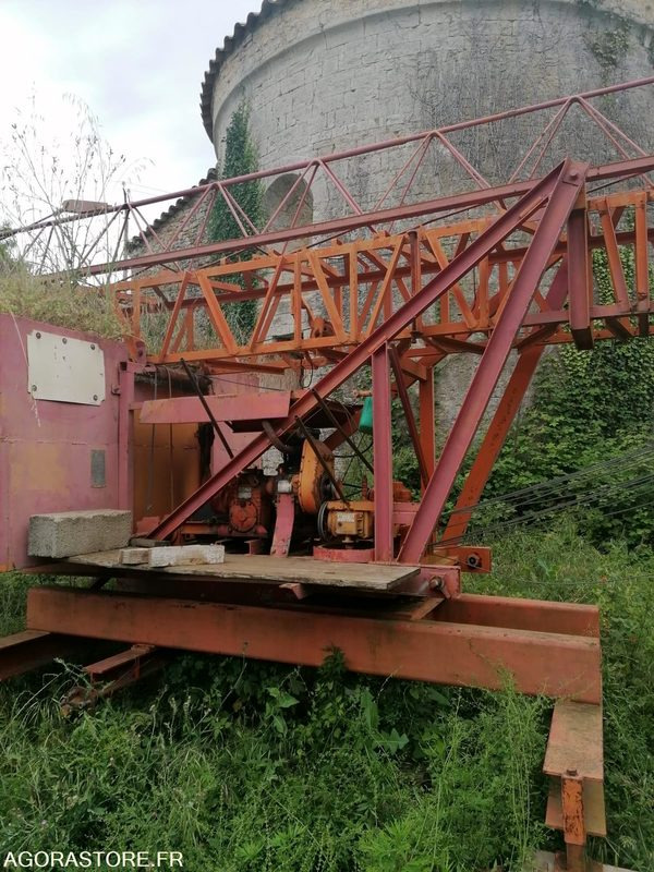 Matériel de manutention Grue ESTEVE 12/14