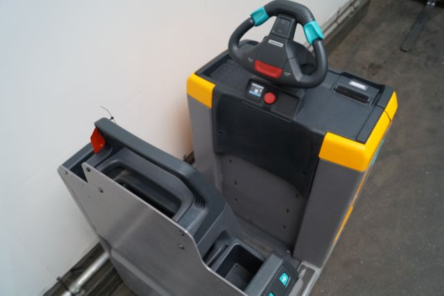 Préparateur de commandes Jungheinrich ECE220