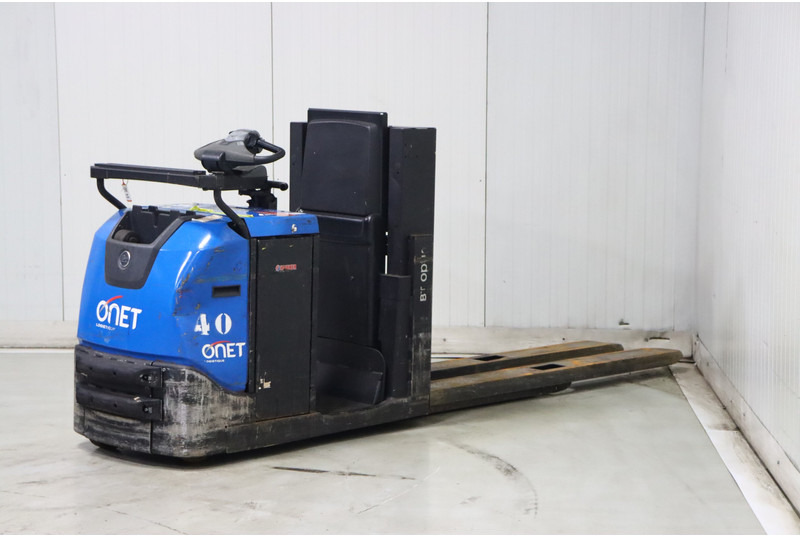 Préparateur de commandes Toyota OSE120