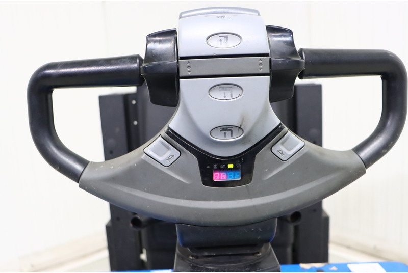 Préparateur de commandes Toyota OSE120