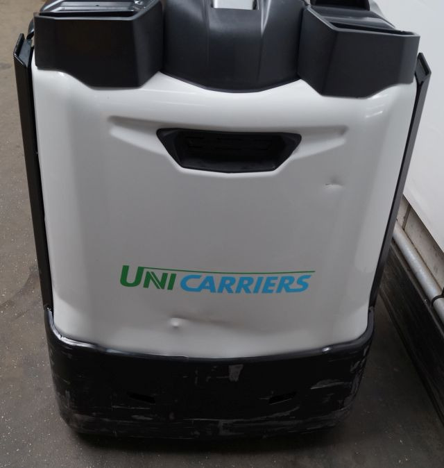 Préparateur de commandes Unicarriers Oep120