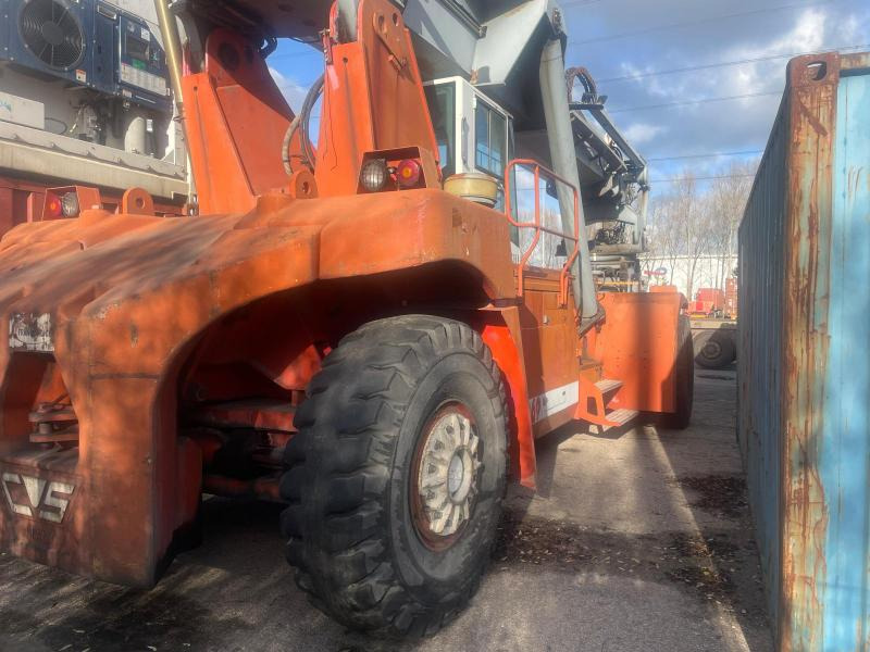 Reach stacker Ferrari F269.5