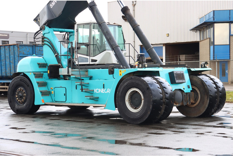Reach stacker KONECRANES 4531TC5