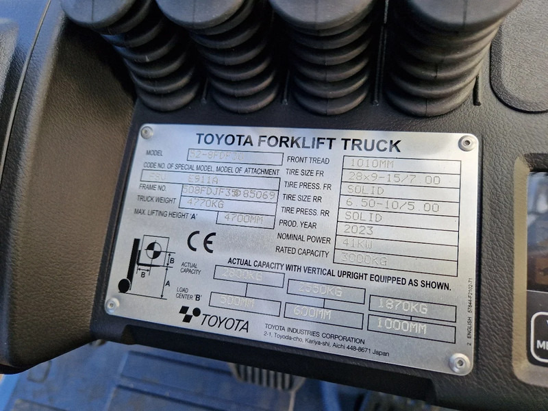 Chariot élévateur diesel Toyota Tonero 30 52-8FDF30: photos 8