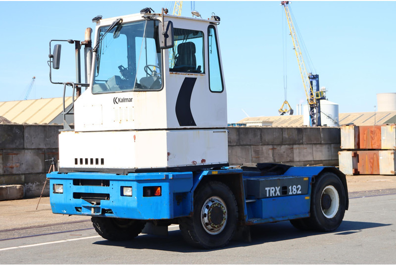 Tracteur portuaire Kalmar TRX182A