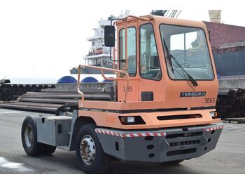 Tracteur portuaire Terberg YT222