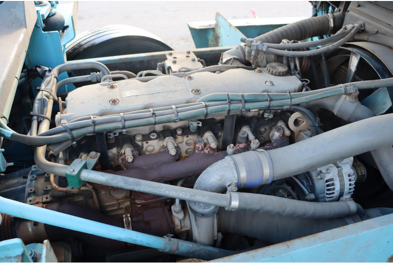 Tracteur portuaire Terberg YT222