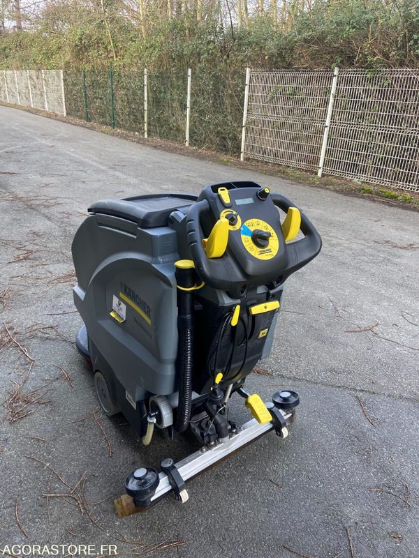 Autolaveuse AUTOLAVEUSE AUTOTRACTEE KARCHER - 2019