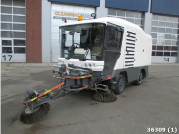Balayeuse Ravo 530 CD with 3-rd brush