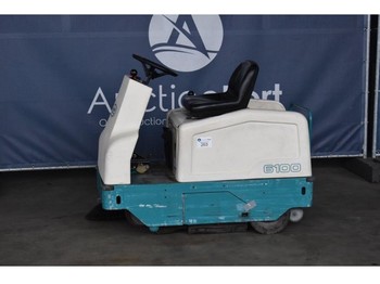 Balayeuse TENNANT 6100
