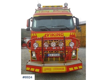 Remorqueuse Volvo FH12