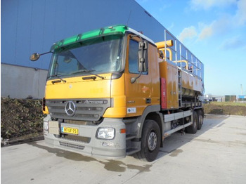 Camion hydrocureur MERCEDES-BENZ