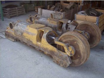 Chenille TRACK ROLLER S FRAME GP