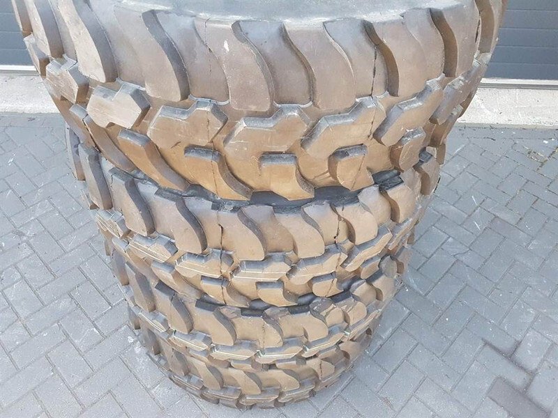 Pneus et jantes pour Engins de chantier Cover (Dunlop / Mitas) 405/70-R20 (16/70R20)-Tire: photos 4