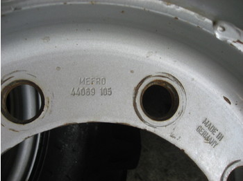 Jante pour Chariot télescopique Disc 11x18" for tire size 12.0 / 75-18, Nr. 073403 for Merlo P 25.6: photos 2