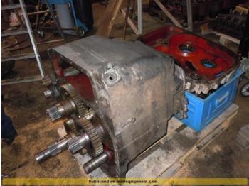 Transmission Fiat Kobelco D350 - Transmission Spare Parts: photos 1