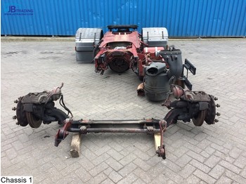 Frame/ Châssis Iveco Front and Rear axle with 5th wheel: photos 1