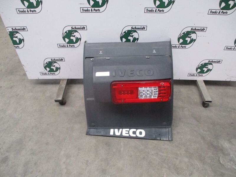 Lumière/ Éclairage pour Camion Iveco S-WAY 5802240296 SPATBORD LED ACHTERLICHT RECHTS MODEL 2021: photos 2