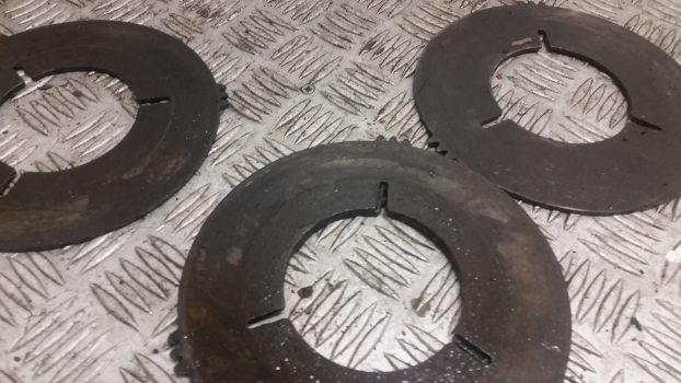 Disques de frein pour Chargeuse sur pneus Jcb 406 Front Hub Brake Discs: photos 4