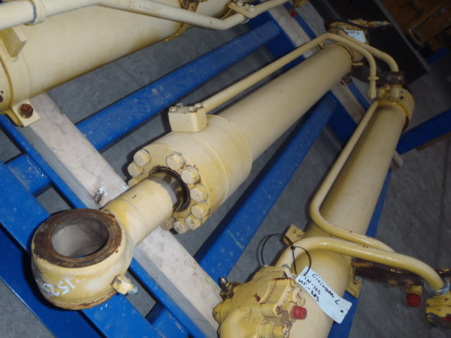 Vérin hydraulique pour Engins de chantier Komatsu PC160-6K -: photos 2