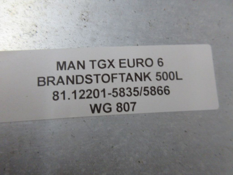 Réservoir de carburant pour Camion MAN TGX 81.12201-5835 / 5866 BRANDSTOFTANK 500L EURO 6: photos 6