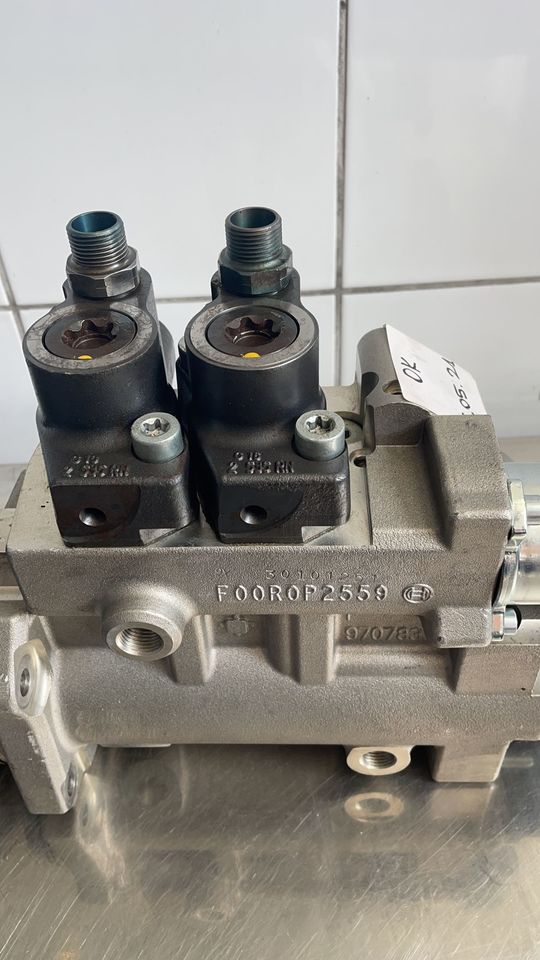 Pompe à carburant pour Camion Mercedes Actros MP4 Injection Pump A4700900850 High Pressure  A4700902150: photos 6