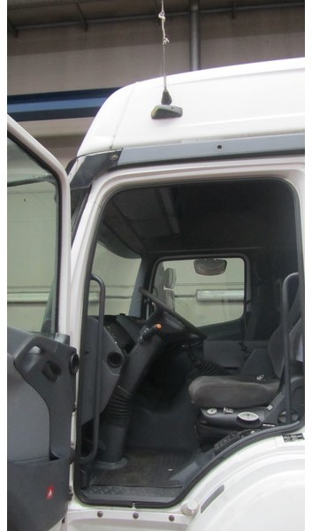 Cabine et intérieur Mercedes-Benz AXOR Cabine Axor: photos 6