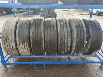 Pneu pour Bus Michelin 275/70 R22.5 + ALU Rims: photos 1