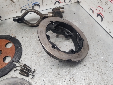 Disques de frein pour Chariot télescopique New Holland Lm435a Dana Spicer Brake Actuator Disc Kit 112.07.610.02;  85813919: photos 8