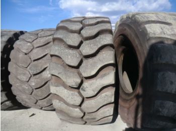 Pneux Michelin 35.65R33 TIRE