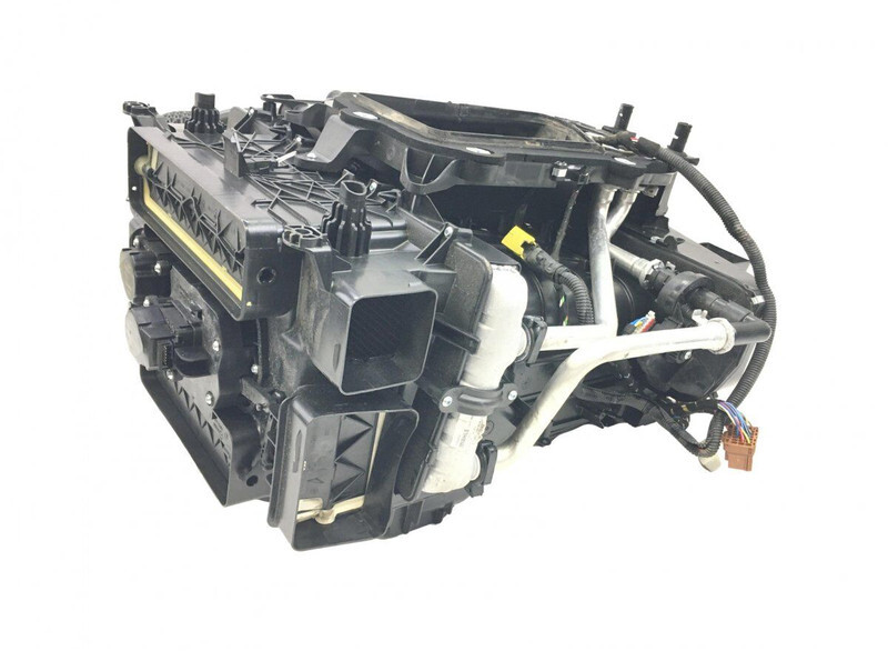 Pièce de climatisation Renault T (01.13-): photos 2