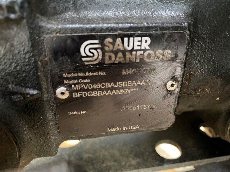 Hydraulique Sauer Danfoss MPV046CBAJ - Genie Z45 - Drive pump/Fahrpumpe: photos 4