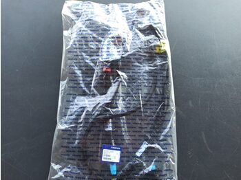 Système d'échappement VOLVO ADBLUE HOSE 21807225
