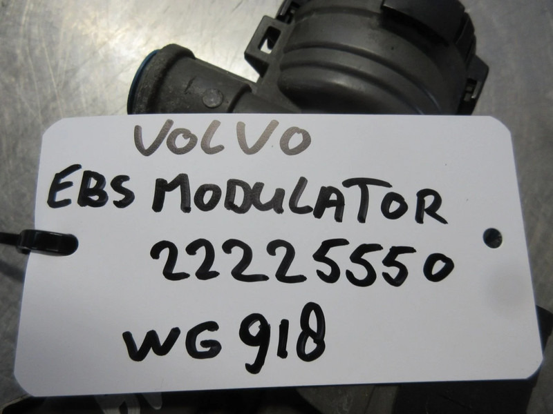 Pièces de frein pour Camion Volvo 22225550 EBS MODULATOR EURO 6 FH FM FL FMX: photos 6