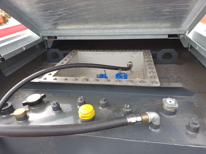 Remorque citerne pour transport de carburant neuf IBC Trailer brandstofwagen: photos 7