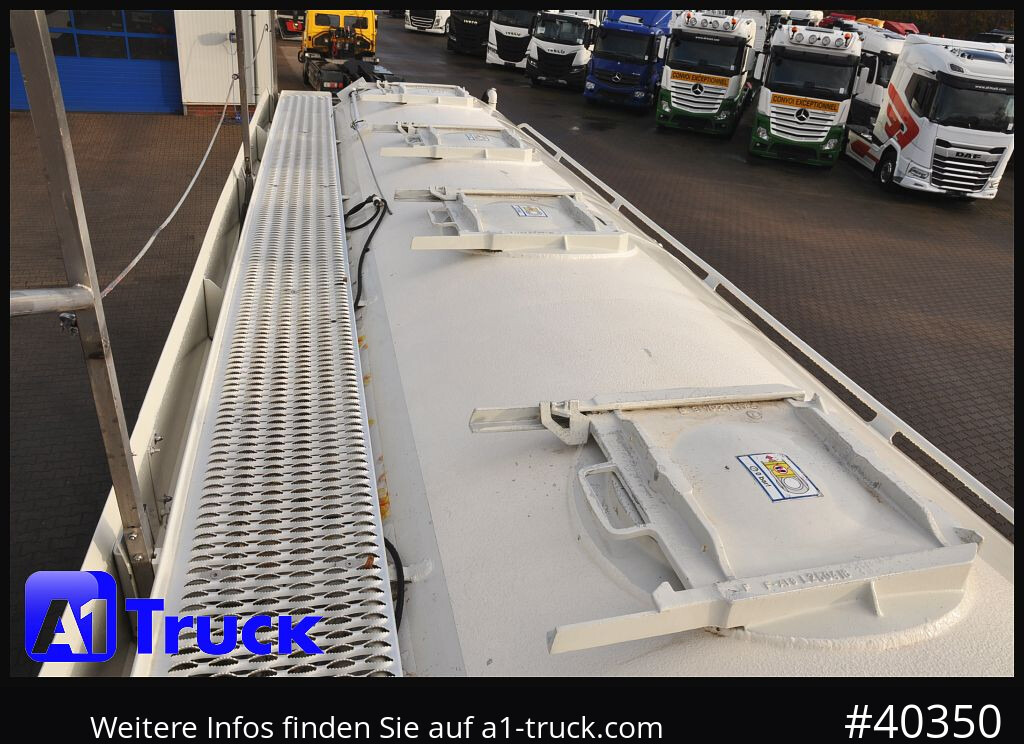 Remorque citerne FELDBINDER Silo, Futtermittel, 32m³, 4 Kammern,