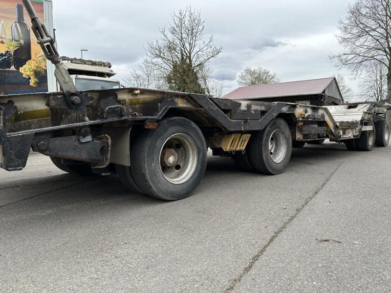 Remorque porte-engin surbaissée Müller-Mitteltal T4 4-Achs Tieflader Radmulden luftgefedert T4 4-Achs Tieflader Radmulden luftgefedert