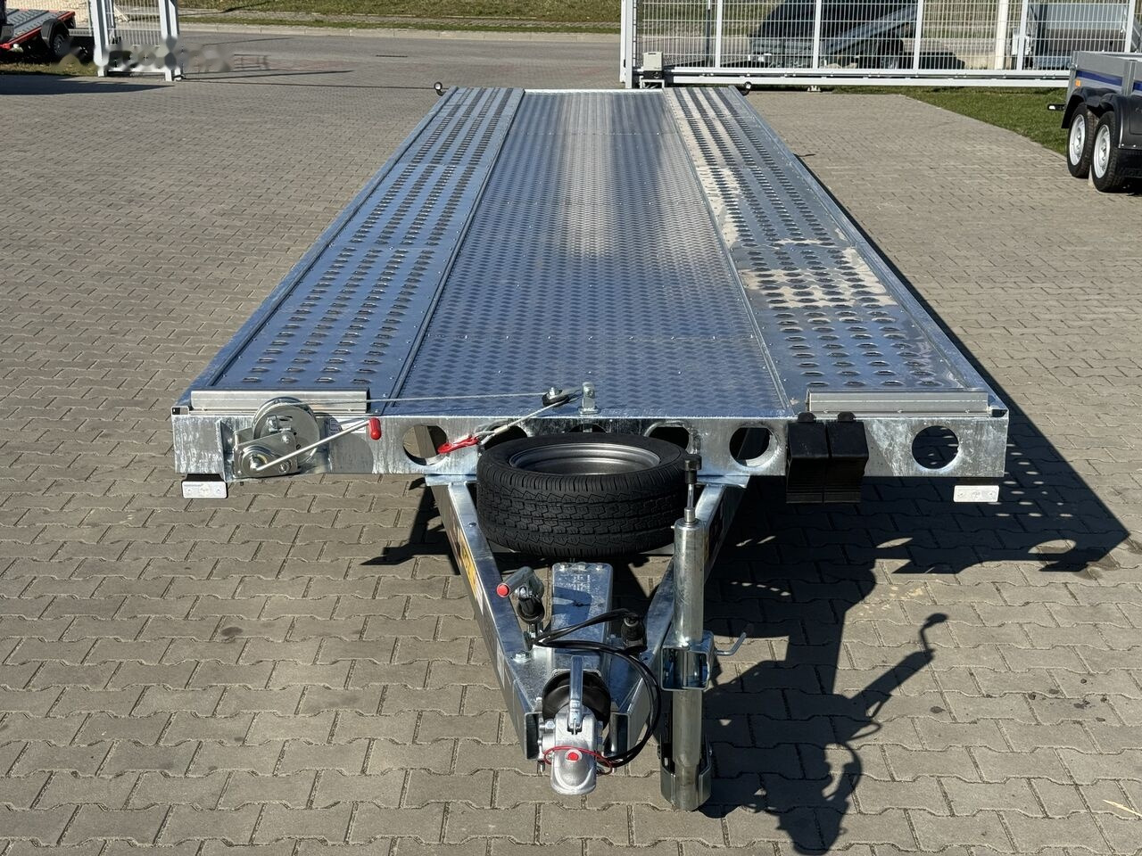 Remorque porte-voitures neuf Wiola L35G85 8.5m long trailer with 3 axles for transport of 2 cars: photos 5