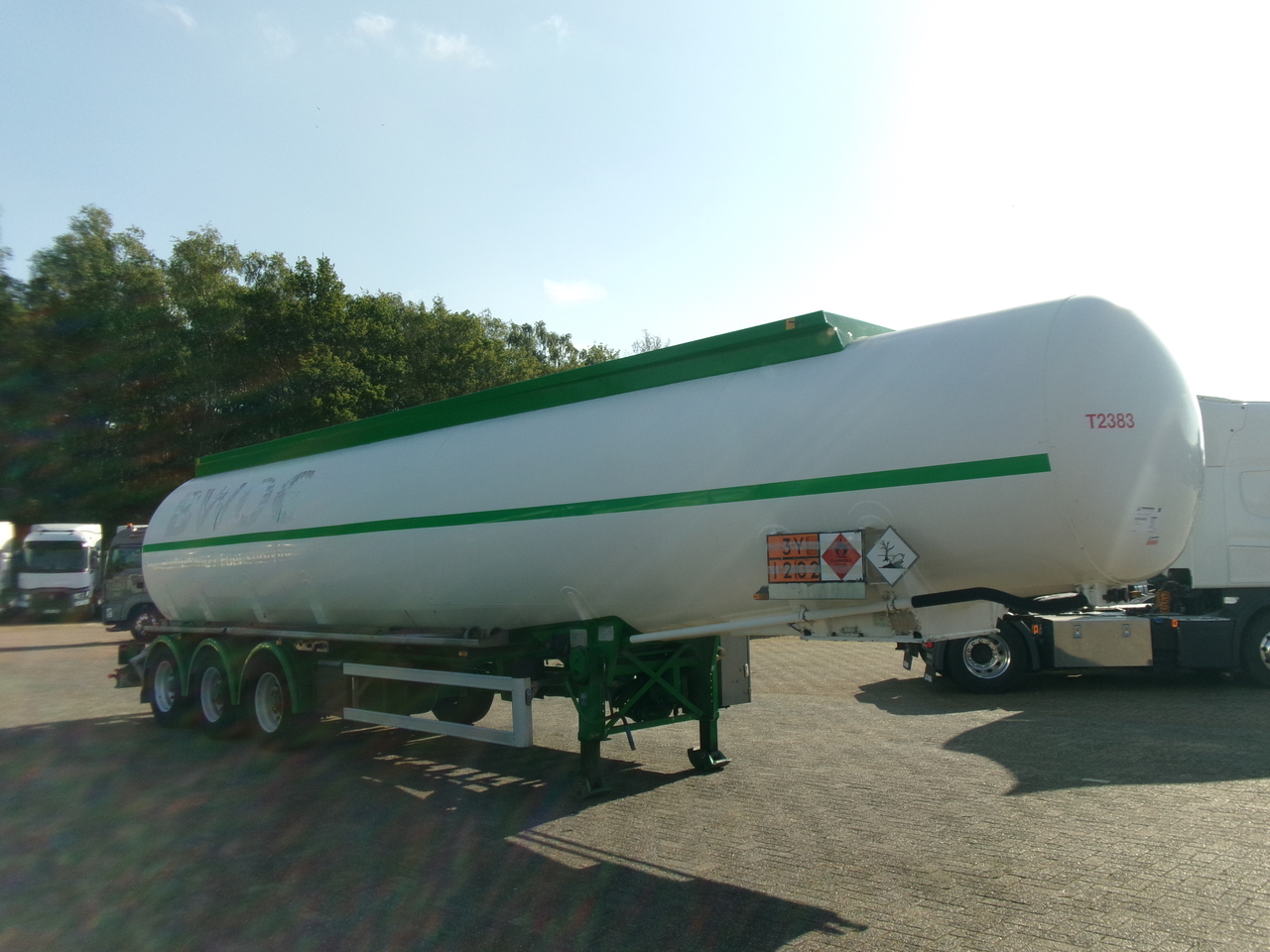Semi-remorque citerne pour transport de carburant Feldbinder Fuel tank alu 42 m3 / / 6 comp + pump: photos 2