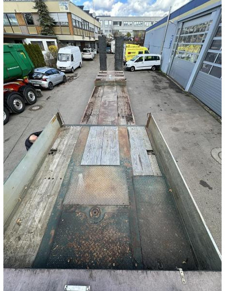 Semi-remorque Goldhofer STZ -TL 3 -33/80 3-Achs TL 3x Lenk Rampen TÜV NEU! STZ -TL 3 -33/80 3-Achs TL 3x Lenk Rampen TÜV NEU!