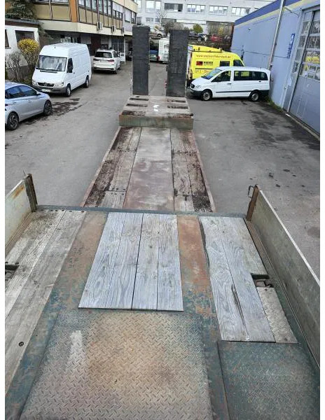 Semi-remorque Goldhofer STZ -TL 3 -33/80 3-Achs TL 3x Lenk Rampen TÜV NEU! STZ -TL 3 -33/80 3-Achs TL 3x Lenk Rampen TÜV NEU!