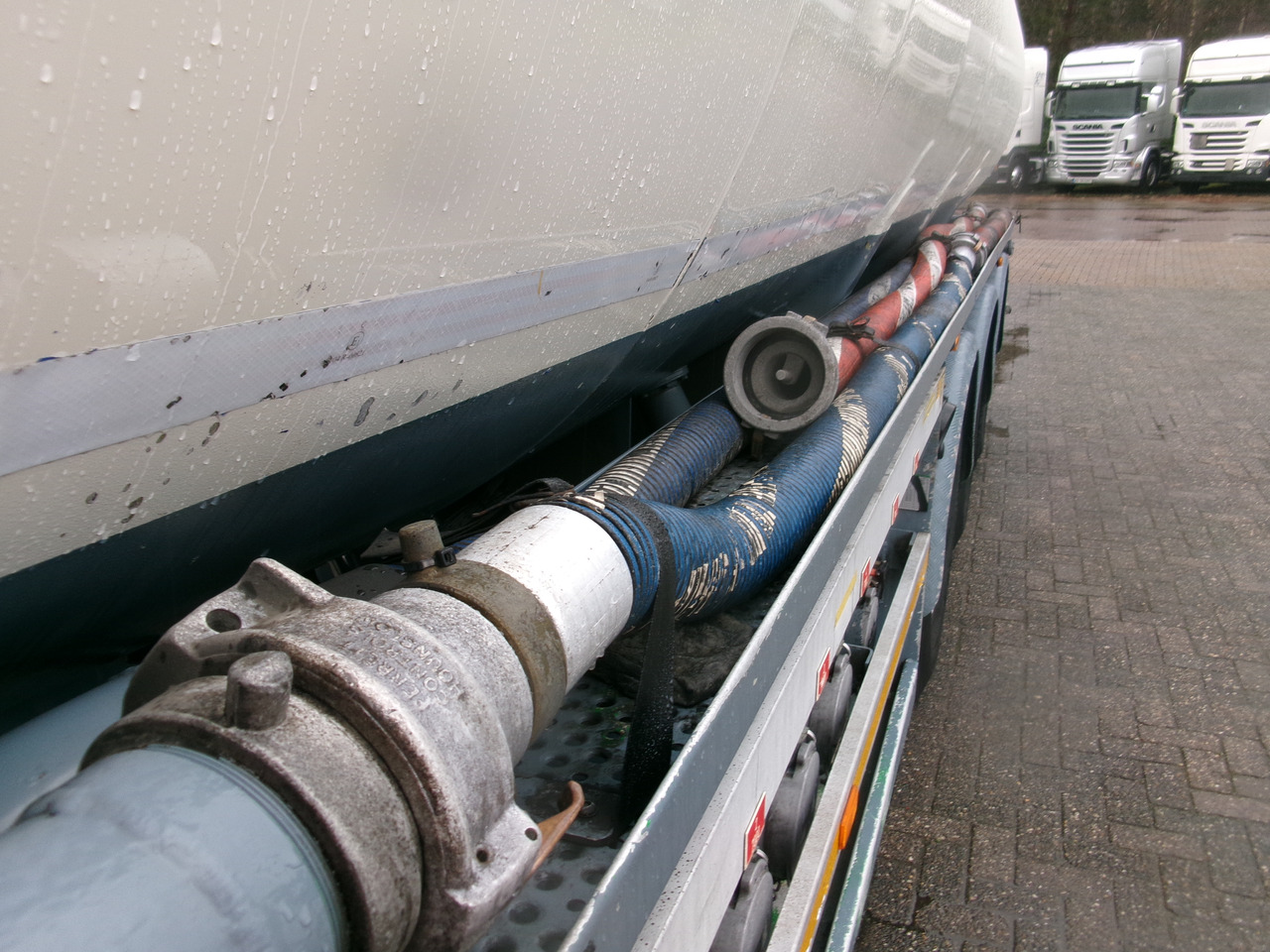 Semi-remorque citerne pour transport de carburant L.A.G. Fuel tank alu 44.5 m3 / 6 comp + pump: photos 14