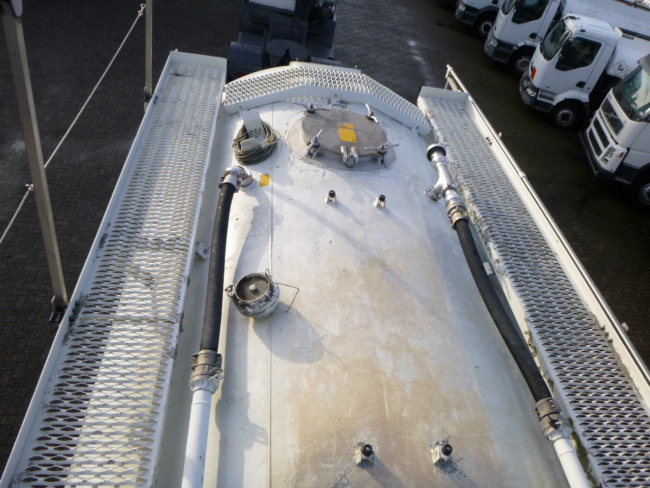 Semi-remorque citerne pour transport de farine L.A.G. Powder tank alu 60.5 m3 (tipping): photos 10