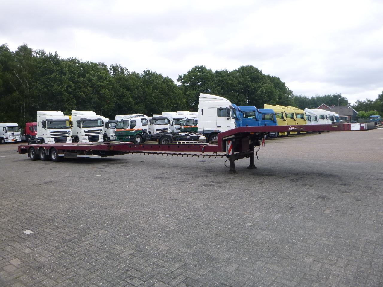 Semi-remorque surbaissé Nooteboom 3-axle semi-lowbed trailer extendable 14.5 m + ramps: photos 2